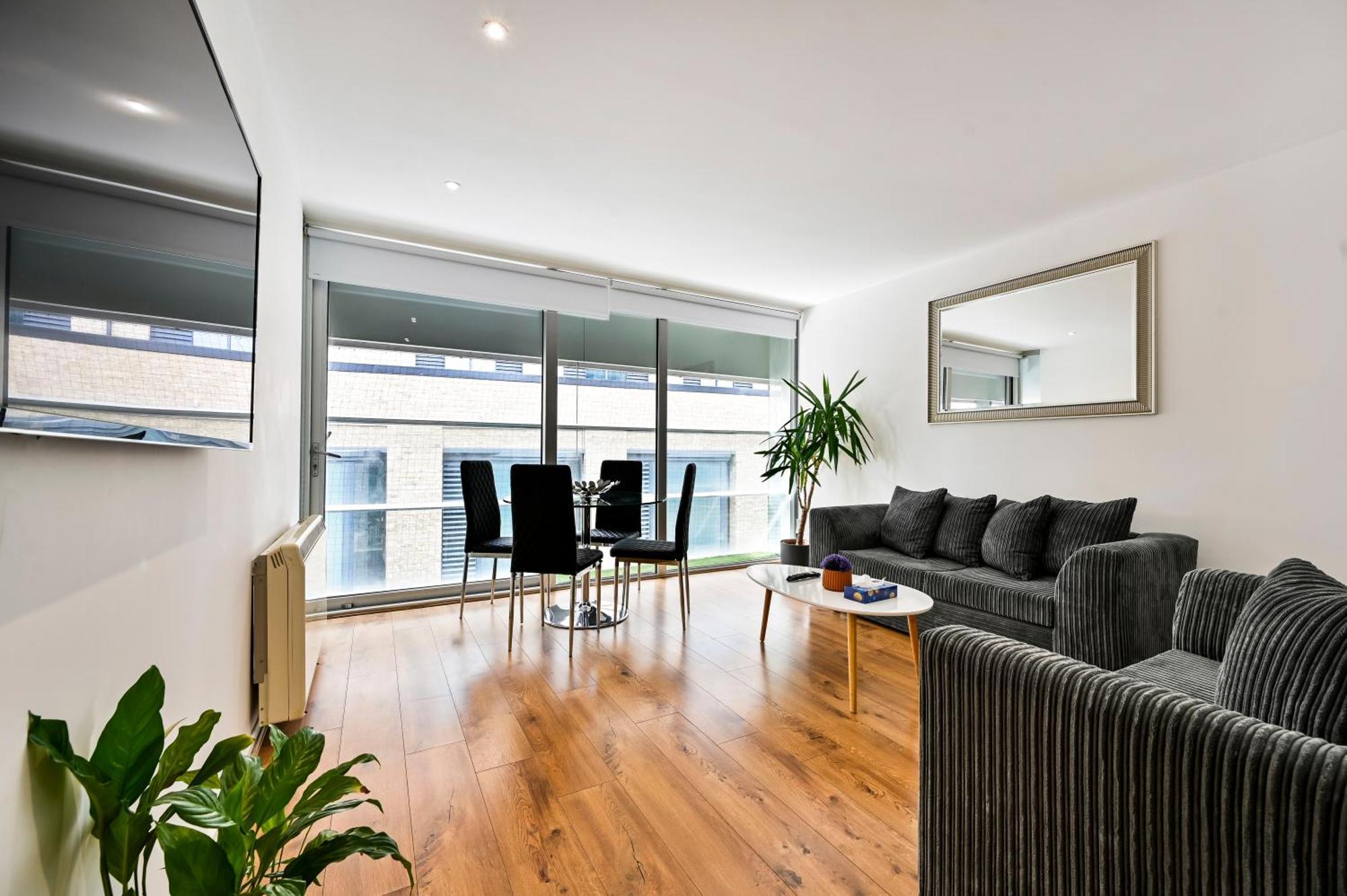 Lovely 2-Bed, Sleeps 6, Near Stratford Station & Abba Voyage, London Exterior foto