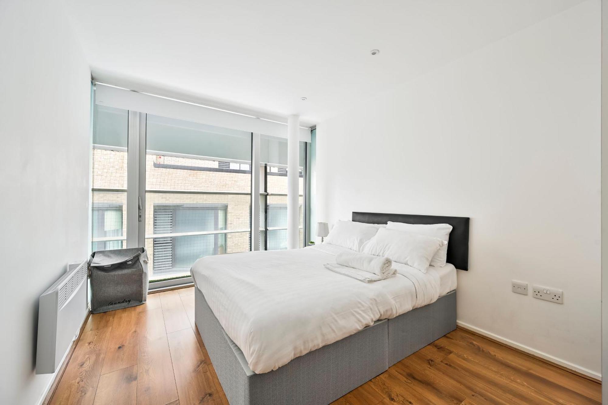Lovely 2-Bed, Sleeps 6, Near Stratford Station & Abba Voyage, London Exterior foto